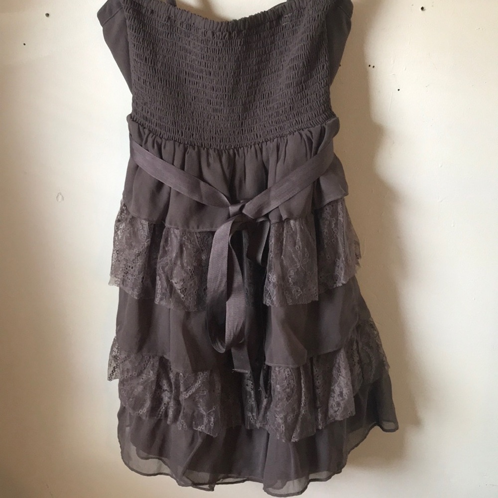 Dress - Picture 3 of 4